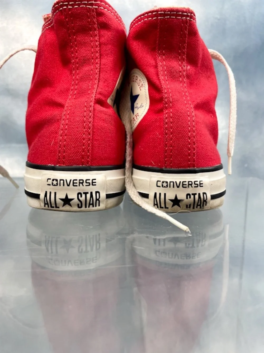 Converse Chuck Taylor all Star high tops red
